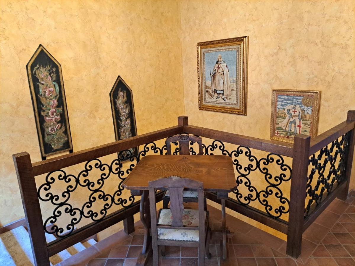 I Templari - Affittacamere Castignano ภายนอก รูปภาพ
